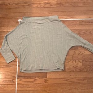 Waffle, wide neck, dolman sleeve sweater (3/4 sleeve) soft grey/green